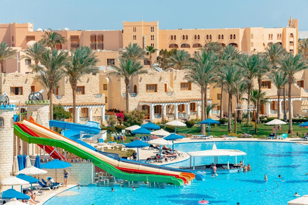 Royal Lagoons Aqua Park Resort