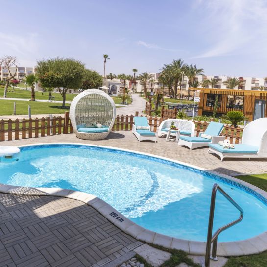 Posh Club Sunrise Crystal Bay Resort