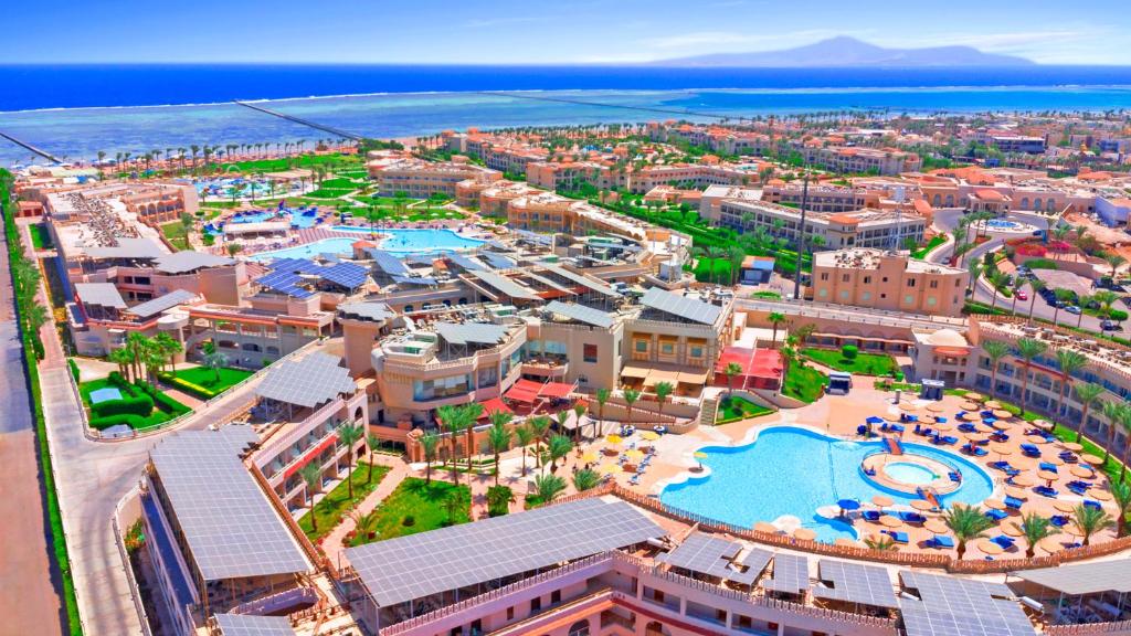 Albatros Royal Moderna Resort
