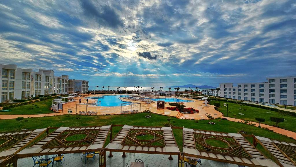 Amarina Star Resort &amp; Aqua Park Ssh