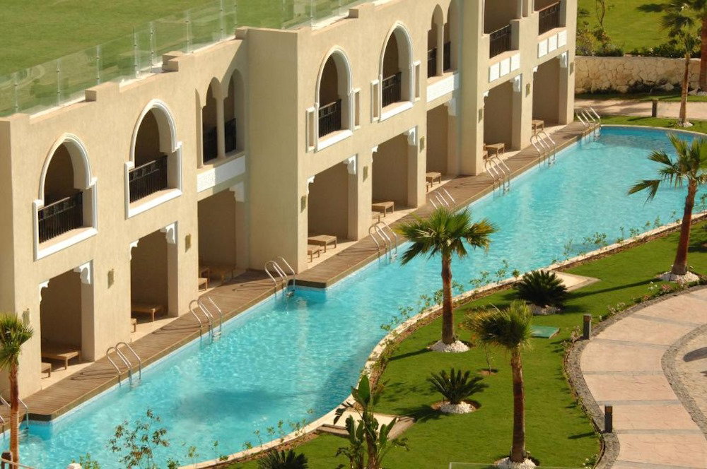Posh Club Sunrise Arabian Beach Resort