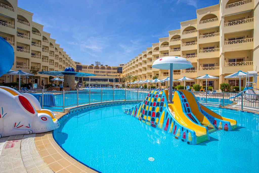 Amc Royal Hotel &amp; Spa