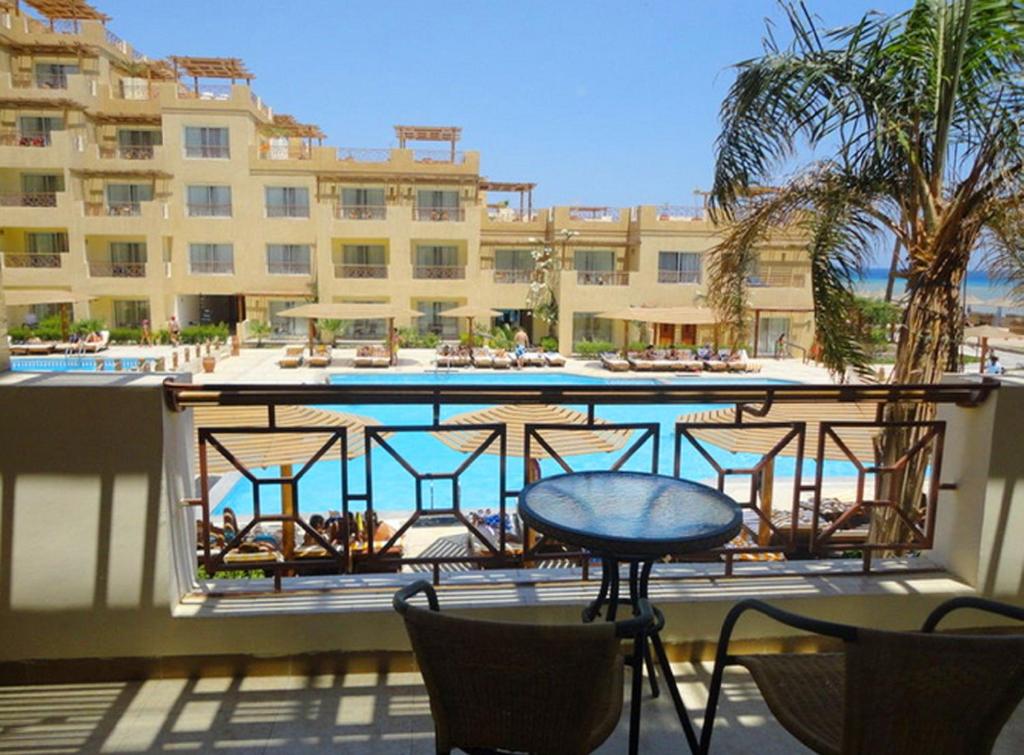 Imperial Shams