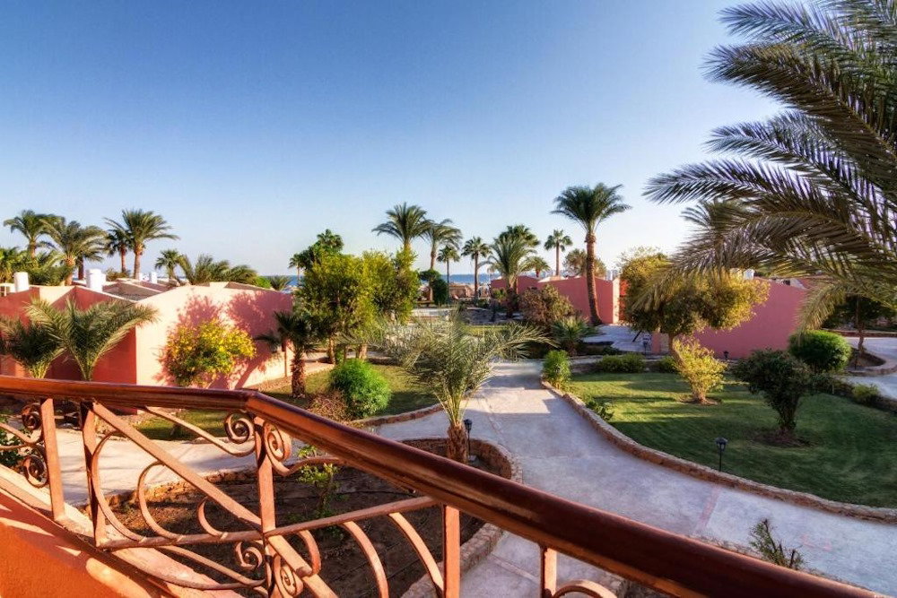 Eagle Paradise Abu Soma Resort