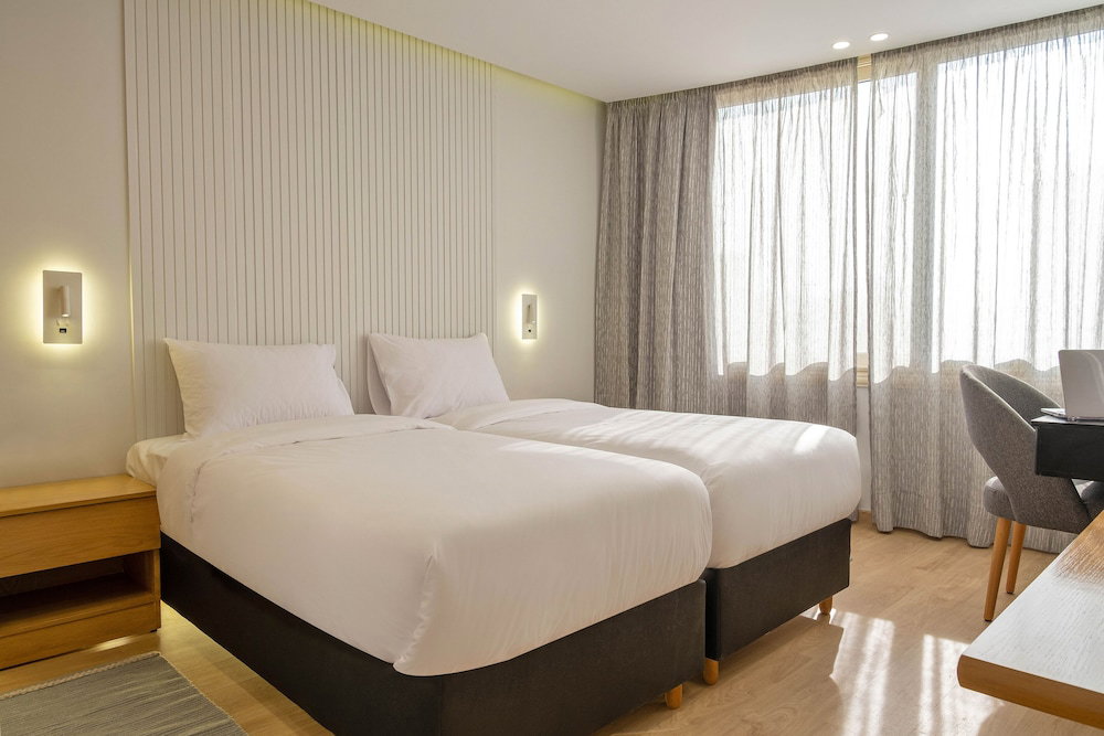 Parkside Boutique Furnished Apartments