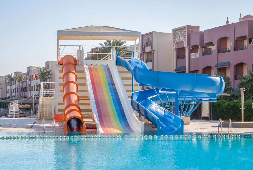 Sunny Days Resort&amp;Spa