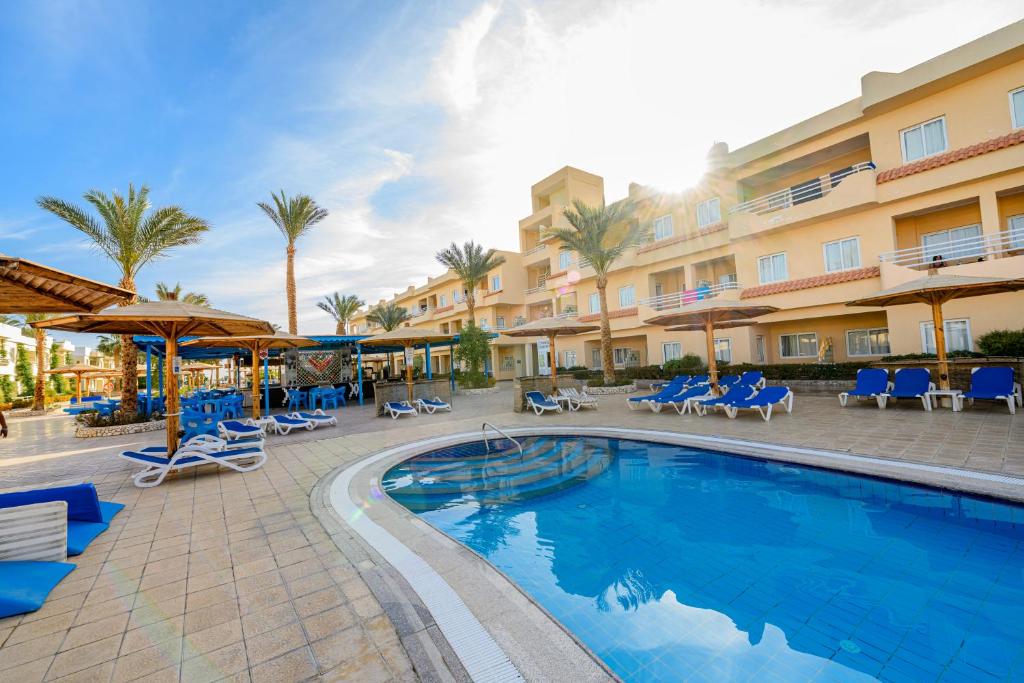 Golden Beach Resort
