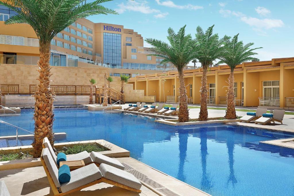 Hilton Plaza
