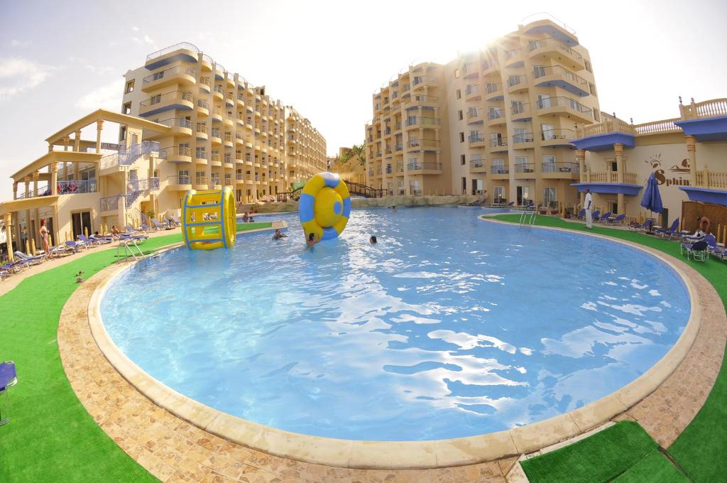 Sphinx Aqua Park Resort