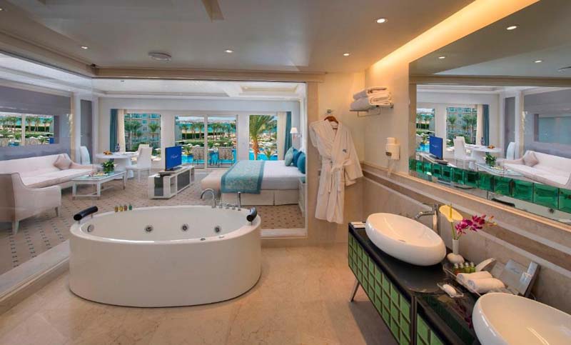 Premier Le Reve Hotel &amp; Spa Resort Adult Only