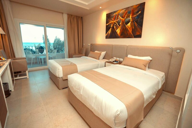 Sunny Days El Palacio Resort &amp; Spa