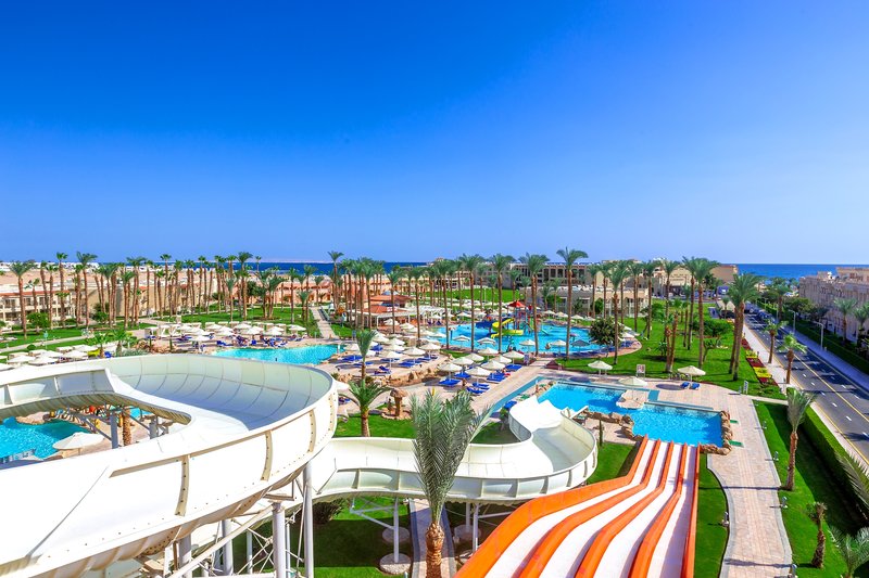 Beach Albatros Resort